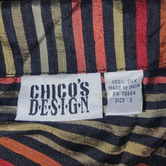 Chico's 100% Silk button-up blouse jacket size 3 (XL) - Picture 7 of 7